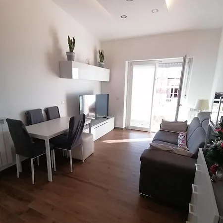 Casina Del Sole 公寓 *